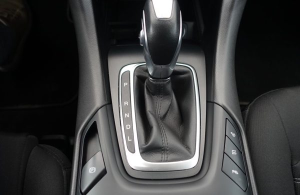 Ford Mondeo 2.0 138kw Hybrid ecvT Titanium, nabídka acb355ae-4784-41d2-b32d-1a719dcdd804