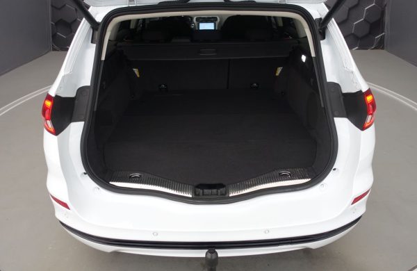 Ford Mondeo 2.0 138kw Hybrid ecvT Titanium, nabídka acb355ae-4784-41d2-b32d-1a719dcdd804