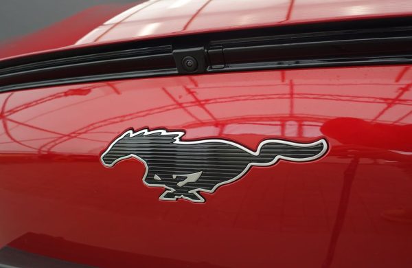 Ford Mustang Mach-E AWD, 360 KAMERA, B&O, 75,7 kWh, nabídka a721b5b2-f7b2-4dd6-95f1-73541e083a87
