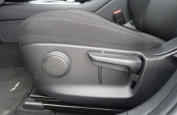 Mazda CX-30 2.0 e-SKYACTIV-G Hybrid, nabídka 8fa9352f-56e4-4be2-8838-c228320c64f6
