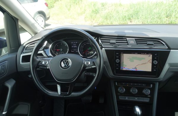 Volkswagen Touran 2.0 TDi Comfortline DSG, nabídka d7f6118e-9359-4179-b5eb-692296a77ec0