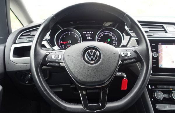 Volkswagen Touran 2.0 TDi Comfortline LED SVĚTLA, nabídka cbe390ac-f09d-47c2-a183-4c8280241ae5