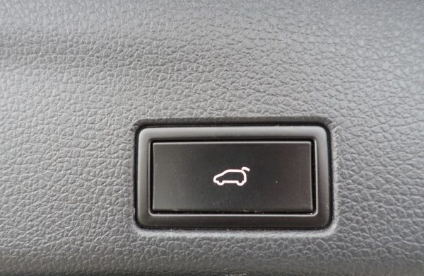Seat Alhambra 2.0 TDi FR-Line, nabídka 59cdd692-950d-4a3b-86b7-44a499cf43f5