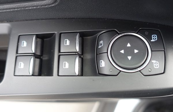 Ford Focus 2.0 EcoBlue Active LED SVĚTLA, nabídka 51e4b95a-b7b4-467a-95a5-3e6472b7f944