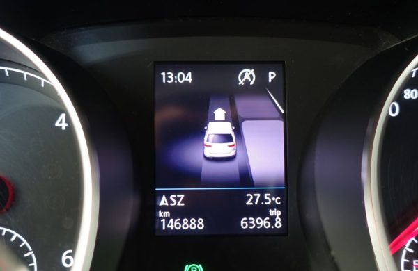 Volkswagen Touran 2.0 TDi Highline, nabídka 9dd68f23-945a-4904-a299-1953ae8a3090