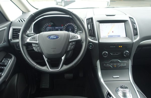 Ford S-Max 2.5 Duratec FHEV Titanium, nabídka 2e8a7906-b2cb-40db-b448-1f2406c64019