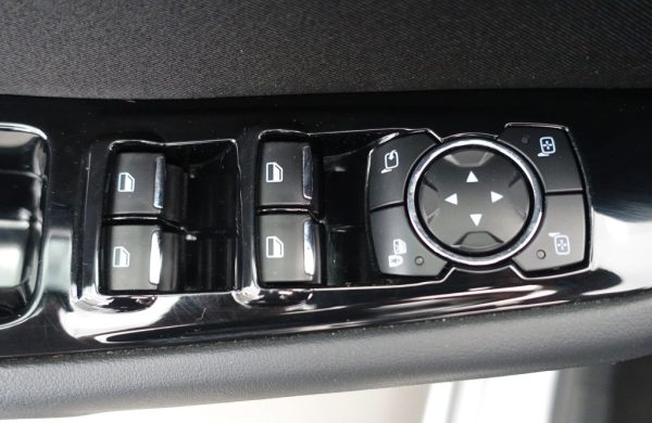Ford S-Max 2.5 Duratec FHEV Titanium, nabídka 2e8a7906-b2cb-40db-b448-1f2406c64019