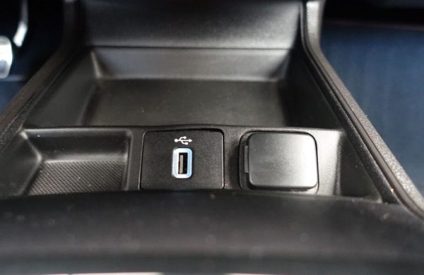 Ford Mondeo ST-Line, LED Dynamic, SONY , nabídka c66e8593-bc81-43c7-9812-7b4f70fdb4e2
