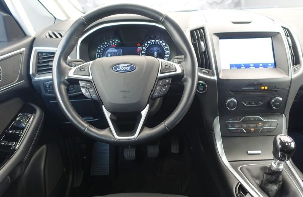 Ford S-Max 7 míst, manuál, tažné Titanium, nabídka f4e4aea9-328d-4899-b41f-c32f370f06a3
