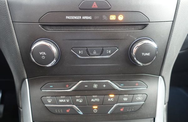 Ford S-Max 7 míst, manuál, tažné Titanium, nabídka f4e4aea9-328d-4899-b41f-c32f370f06a3