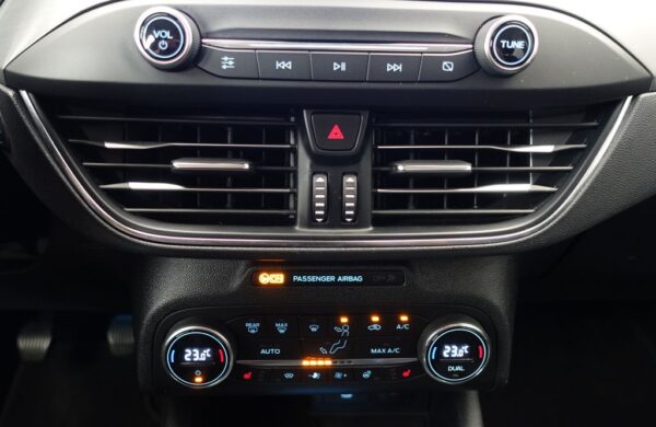 Ford Focus 110 kw, Titanium, manuál, nabídka 1fc96af7-9223-4a9c-95e8-643fa2ed33a7
