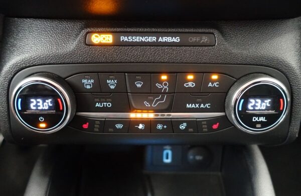 Ford Focus 110 kw, Titanium, manuál, nabídka 1fc96af7-9223-4a9c-95e8-643fa2ed33a7