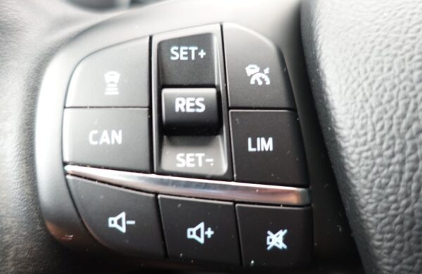 Ford Focus 110 kw, Titanium, manuál, nabídka 1fc96af7-9223-4a9c-95e8-643fa2ed33a7