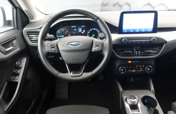 Ford Focus 110 kw, automat, zimní paket, , nabídka 8b8e52a9-4244-4611-8f38-52e5cef19331