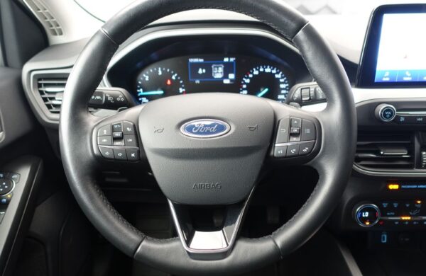 Ford Focus 110 kw, automat, zimní paket, , nabídka 8b8e52a9-4244-4611-8f38-52e5cef19331