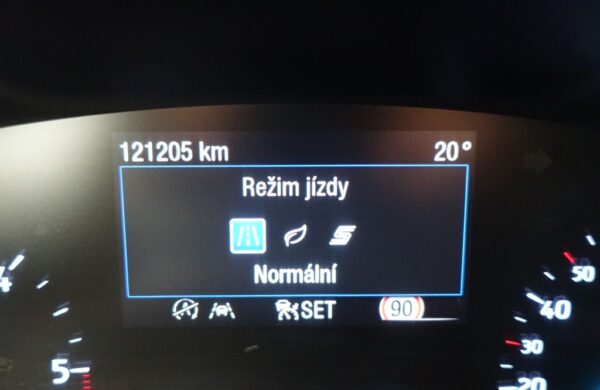 Ford Focus 110 kw, automat, zimní paket, , nabídka 8b8e52a9-4244-4611-8f38-52e5cef19331