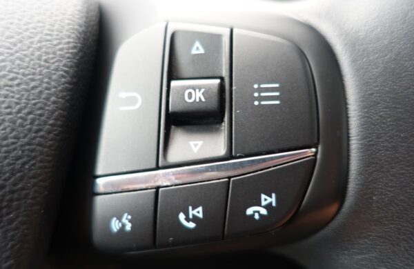 Ford Focus 110 kw, automat, zimní paket, , nabídka 8b8e52a9-4244-4611-8f38-52e5cef19331