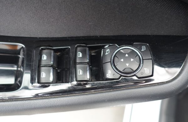 Ford S-Max 2,0 TDCi Titanium 132 kW , nabídka fa87da8b-3c4f-470e-8447-7b57edc6f6ea