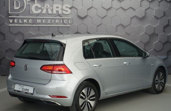 Volkswagen Golf 100kW,Tepelné čerpadlo, nabídka 54b9d637-e6fd-4a20-a1a8-c6975f392a36