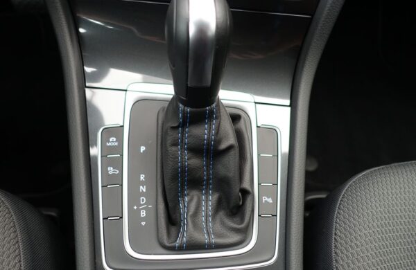 Volkswagen Golf 100kW,Tepelné čerpadlo, nabídka 54b9d637-e6fd-4a20-a1a8-c6975f392a36