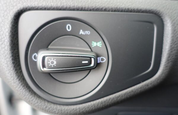 Volkswagen Golf 100kW,Tepelné čerpadlo, nabídka 54b9d637-e6fd-4a20-a1a8-c6975f392a36