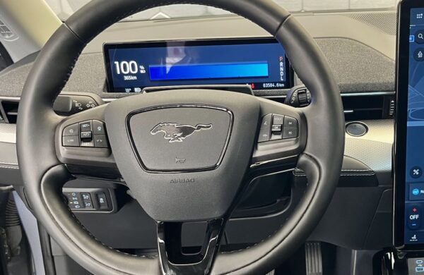 Ford Mustang Mach-E RWD 75 kWh, SoH 93,7%, nabídka d71d09ef-2d34-49f5-9363-07a54a442a59