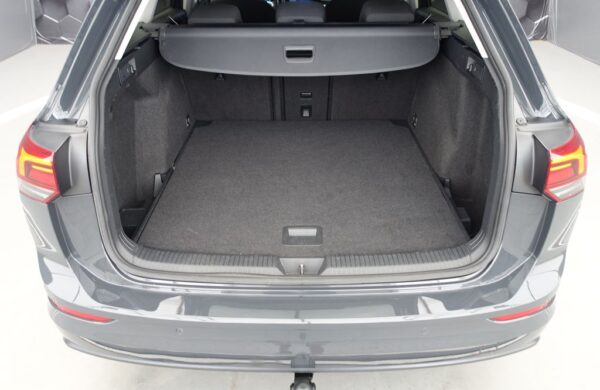 Volkswagen Golf VIII 2.0 TDi  Life DSG/110 kw, nabídka 2348e8cd-bd76-486c-a706-455f0179a0fb