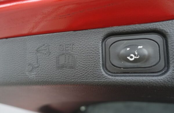 Ford Galaxy 2.0 EcoBlue Titanium 140 kW, nabídka 82e9caad-842b-4bf0-a1b4-dca497f32722