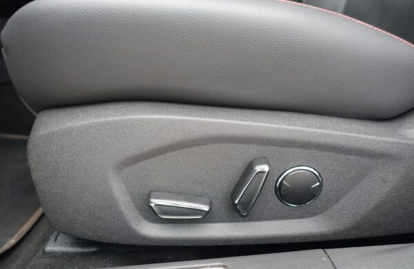 Ford Mondeo 2.0 138 kW Hybrid ecvT ST-Line, nabídka 542a7013-f81a-481b-b3c4-91fc7e58b9cf