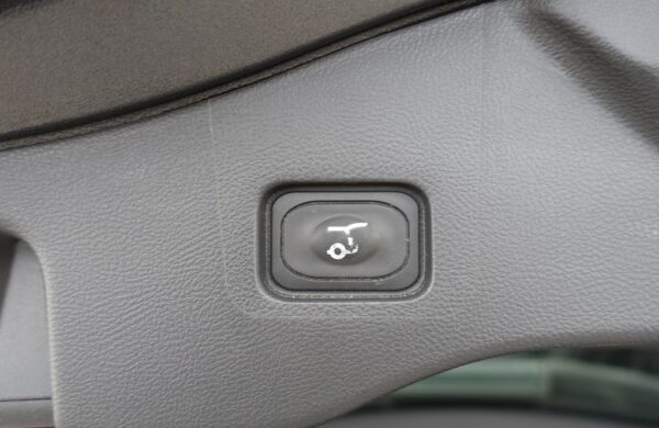 Ford Mondeo 2.0 138 kW Hybrid ecvT ST-Line, nabídka 542a7013-f81a-481b-b3c4-91fc7e58b9cf