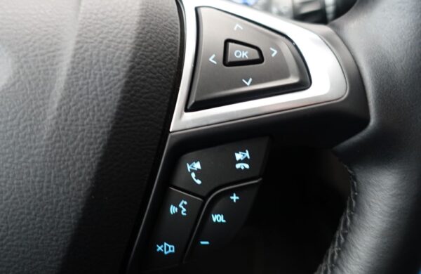 Ford Mondeo 2.0 e-CVT Hybrid Titanium, nabídka 65248121-a1ac-4591-a897-8435cbd59938