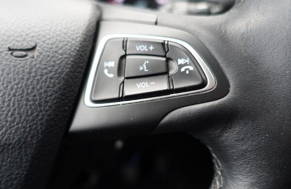 Ford Kuga 2.0 TDCi Titanium, nabídka 800f622d-7402-4067-8dbd-038e4cb8a0e3