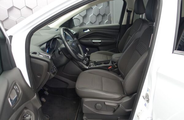 Ford Kuga 2.0 TDCi Titanium, nabídka 800f622d-7402-4067-8dbd-038e4cb8a0e3