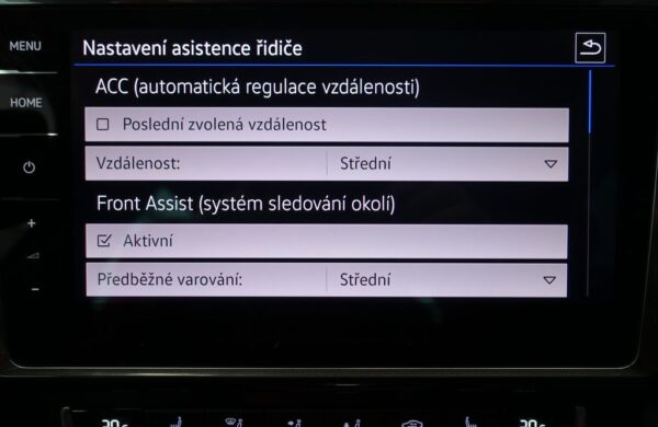 Volkswagen Golf SoH 95,4%, tepelné čerpadlo, nabídka b7028039-4514-4a32-babc-3ccf4e0aebce