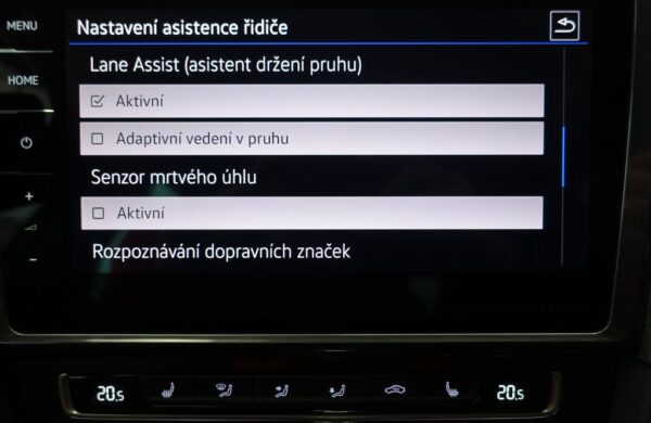 Volkswagen Golf SoH 95,4%, tepelné čerpadlo, nabídka b7028039-4514-4a32-babc-3ccf4e0aebce