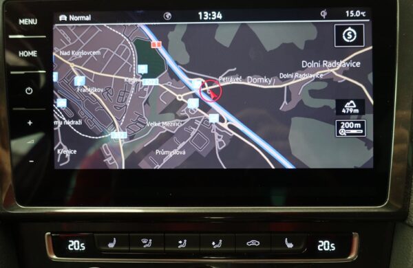 Volkswagen Golf SoH 95,4%, tepelné čerpadlo, nabídka b7028039-4514-4a32-babc-3ccf4e0aebce