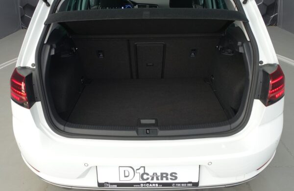 Volkswagen Golf SoH 95,4%, tepelné čerpadlo, nabídka b7028039-4514-4a32-babc-3ccf4e0aebce