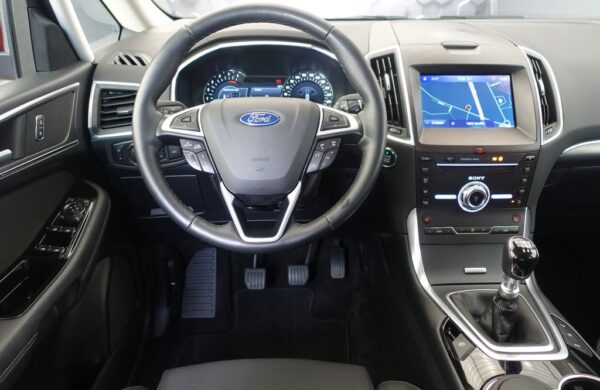 Ford S-Max Titanium 110KW MT6, nabídka 53d62f0b-6709-4df0-a3a1-f14702455405