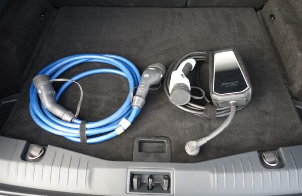 Ford Mustang Mach-E Premium-AWD-98,7 kWh-SOH96,9 %, nabídka 51c96b5d-626a-4172-b94a-fab7b2f18da6