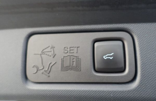 Ford Mustang Mach-E Premium-AWD-98,7 kWh-SOH96,9 %, nabídka 51c96b5d-626a-4172-b94a-fab7b2f18da6