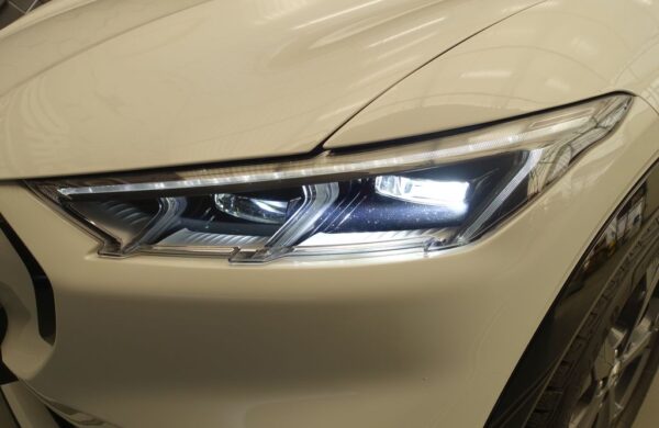 Ford Mustang Mach-E Premium-AWD-98,7 kWh-SOH96,9 %, nabídka 51c96b5d-626a-4172-b94a-fab7b2f18da6