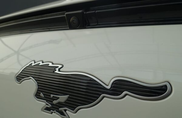 Ford Mustang Mach-E Premium-AWD-98,7 kWh-SOH96,9 %, nabídka 51c96b5d-626a-4172-b94a-fab7b2f18da6