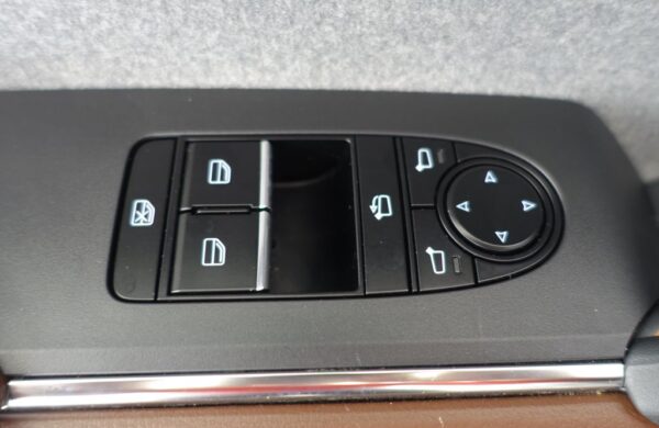 Mazda MX-30 EV ADVANTAGE   INDUSTRIAL VINT, nabídka 59f4cfde-1627-4632-b4ad-795833af80a2