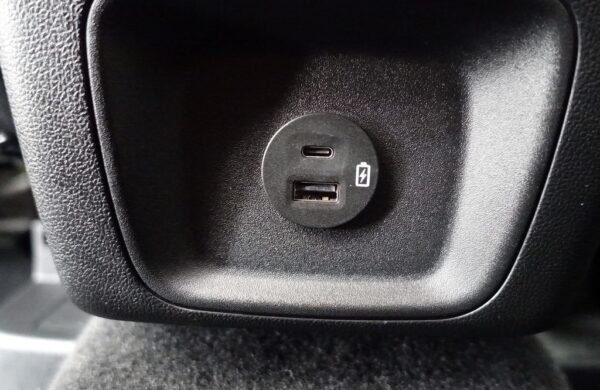 Ford Kuga 140 kw, Titanium, AWD , nabídka c1f13726-1cb7-41d1-8158-8652d293ce85