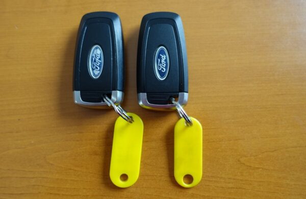 Ford Edge Bi-Turbo 4×4 ST-line ZAMLUVENO, nabídka a6ea2d33-df39-43c3-a69b-82e787218d30