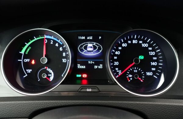 Volkswagen Golf SoH 90,7%, LED světlomety, nabídka 334ea721-ea79-4378-a883-f23dc977887b