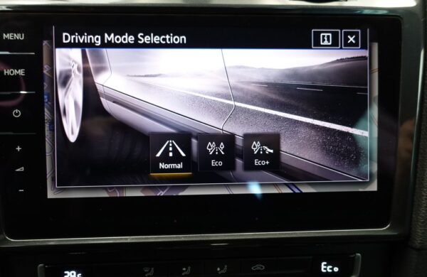 Volkswagen Golf SoH 90,7%, LED světlomety, nabídka 334ea721-ea79-4378-a883-f23dc977887b