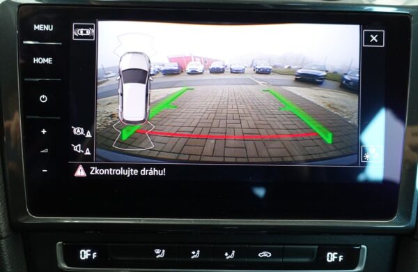 Volkswagen Golf SoH 90,7%, LED světlomety, nabídka 334ea721-ea79-4378-a883-f23dc977887b