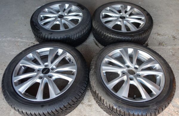 Ford Focus 2,0 ST Styling-Paket Performan, nabídka 9c4978c1-d535-478e-8bf6-161c97fd795a