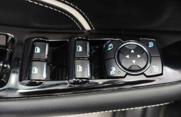 Ford S-Max 2.0 VIGNALE 140 KW LED tažné, nabídka 72777f79-8a02-4fe5-9b5d-c0dcea77e770